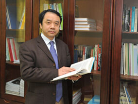 中国科学家王贻芳获科学界“第一巨奖”