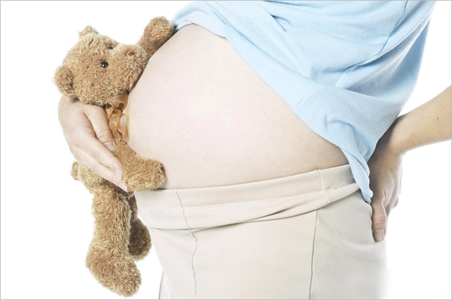高龄产妇增加怀缺陷儿风险 并非所有出生缺陷都能筛查