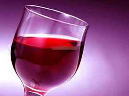 喝红酒有助减肥：某种元素促进热量燃烧，你喝么？