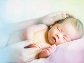极低出生体重婴儿：捐献母乳与配方奶相比不能改善神经发育