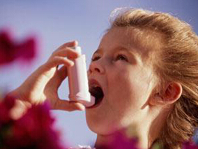 特布他林治疗儿童哮喘是否安全？