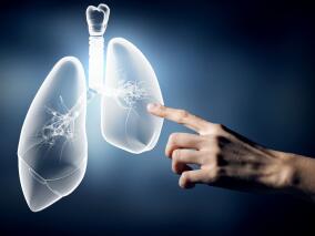 晚期非小细胞肺癌：化学免疫疗法vs免疫疗法