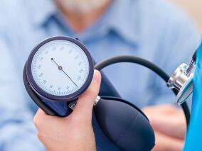 高血压患者服用高剂量对乙酰氨基酚 血压会升高