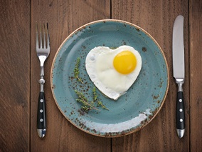 饮食中胆固醇和鸡蛋太多 总体和心血管疾病死亡率增加