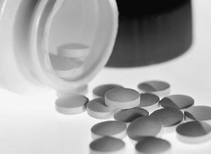 减少利巴韦林剂量或是使用波普瑞伟治疗的丙肝患者贫血管理的主要方法