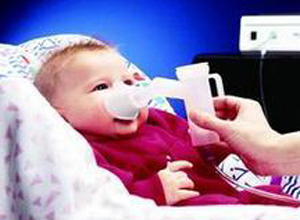 雾化外消旋肾上腺素治疗急性细支气管炎患儿并不比雾化生理盐水治疗更为有效（N Engl J Med. 2013 Jun 13;368(24):2286-93.）