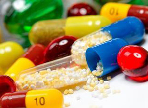 噻嗪类的使用或加剧低钠血症风险(Am J Kidney Dis. 2013 Jul;62(1):67-72.)