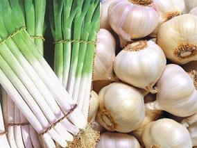 葱类蔬菜和大蒜补充物与大肠癌风险的相关性