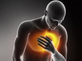 男67岁,胸闷憋气2月余,伴间断性咳嗽,咳少许白痰,加重1周