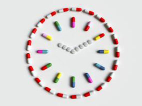 万古霉素联合β内酰胺治疗MRSA菌血症可缩短MRSA菌血症的持续时间