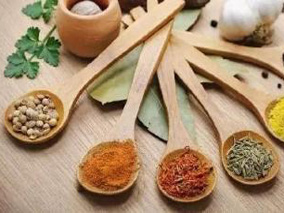 中药颗粒治疗各期更年期症状的有效性和安全性