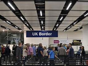 移民入境到英国前筛查的活动性肺结核的流行程度和风险因素