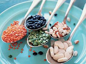 哪些基础他汀使用者可从添加非他汀治疗中获益?