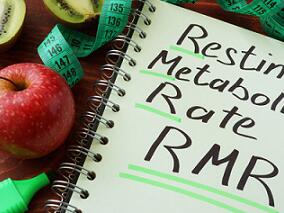 饮食预测因素的调查：静息代谢率真的是能量摄入的最强代表？