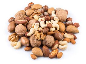 多学科讨论:降低心血管疾病风险 吃坚果吧!