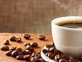 较高的咖啡摄入减弱遗传与BMI和肥胖风险之间的相关性？