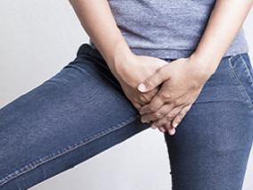 58岁女性阴道出血淋漓不尽 多处散在点状黑色组织