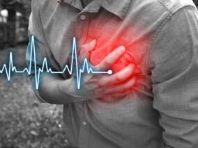 中年男性车祸后持续胸痛 心梗还是另有隐情?