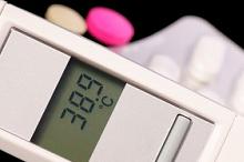 老爷爷一直发烧检查示肝脏有“瘤子” 结果是虚惊一场…