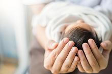 动脉导管未闭早产儿：不干预vs口服布洛芬