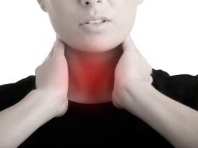 大妈30年前颈部有鸡蛋大包块 肿物增大后才予以重视