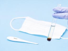 恢复期血浆能否改善危重新冠肺炎患者的结局？