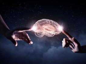 37岁女子爬山时突然晕厥数分钟 第二天又口齿不清、右侧肢体乏力