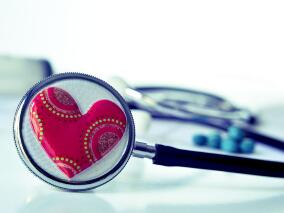 血液透析的房颤患者:直接口服抗凝剂 vs维生素K拮抗剂