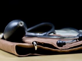 初始降压超低剂量四联复方药优于单药治疗