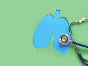 老爷爷胸闷气短伴咳嗽咳痰 “心肺”两手抓才化险为夷