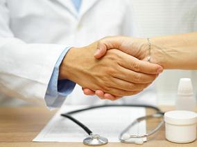 国际医师节：共同努力 解开医患沟通的密码